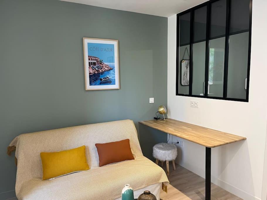 Cocon Ecusson Montpellier Apartment Bagian luar foto
